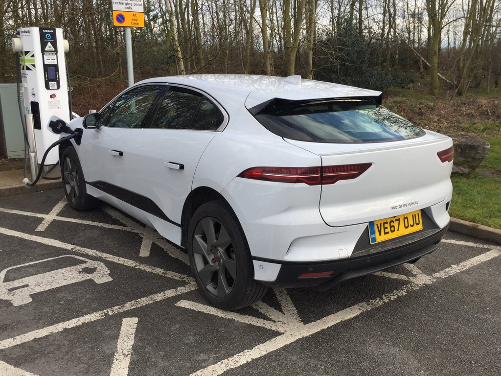 ipace_white_darkwheels.png