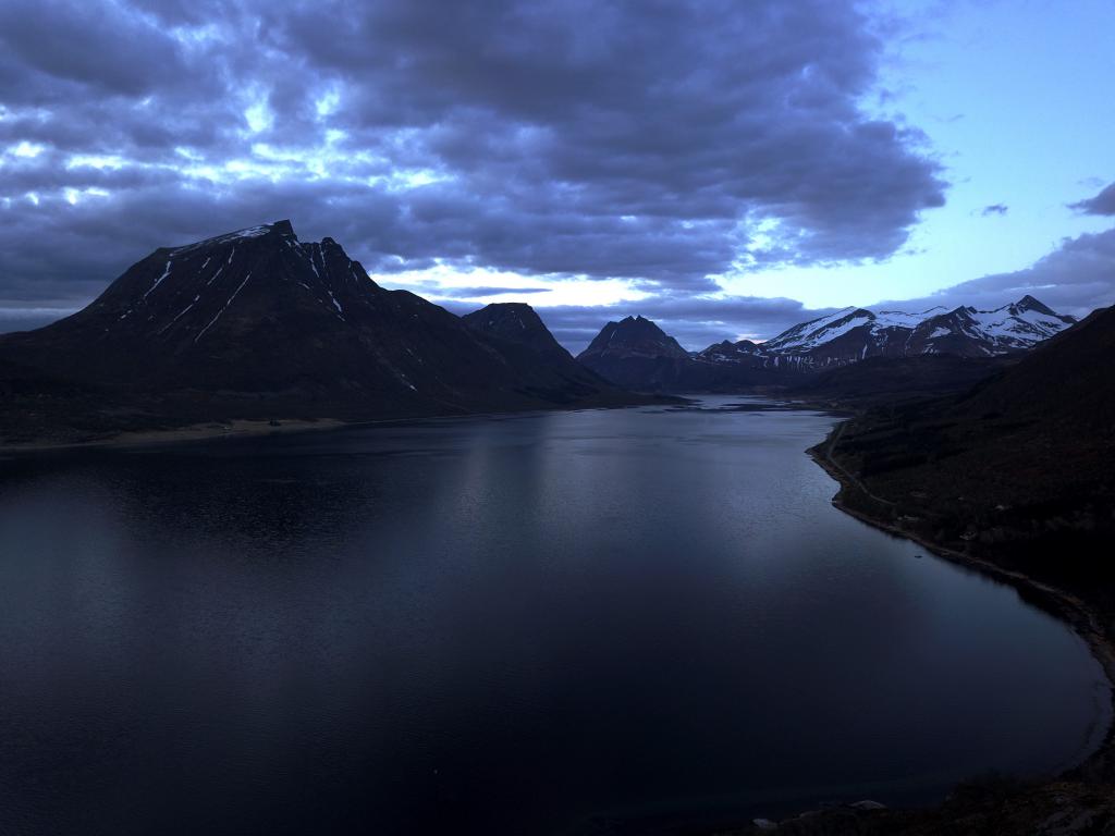 Norge berg 2_000000.jpeg