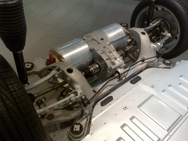 Tesla-Model-S-drivetrain-600.jpg