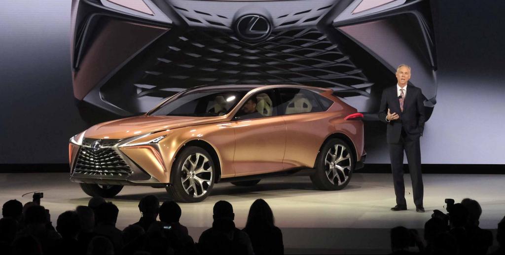 LexusFront.jpg