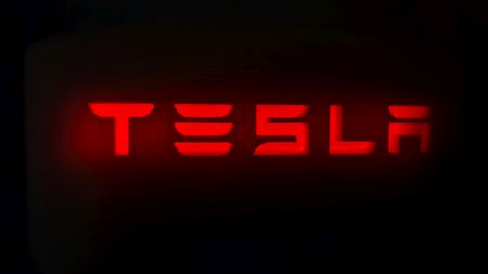 tesla_miniladdare_glow.jpg