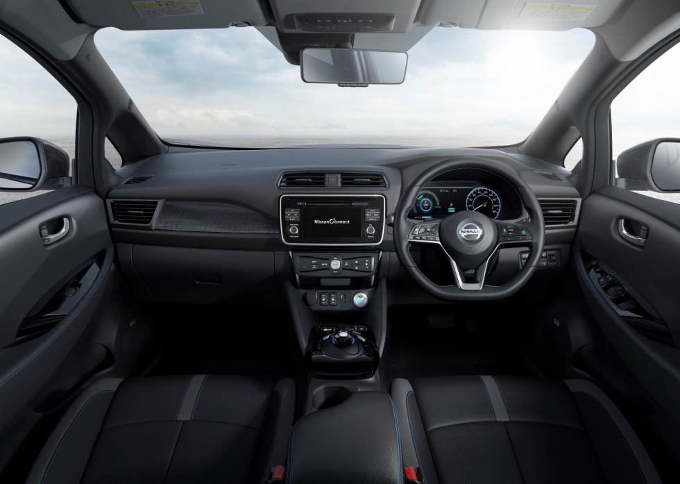 nissan-leaf-interior.jpg