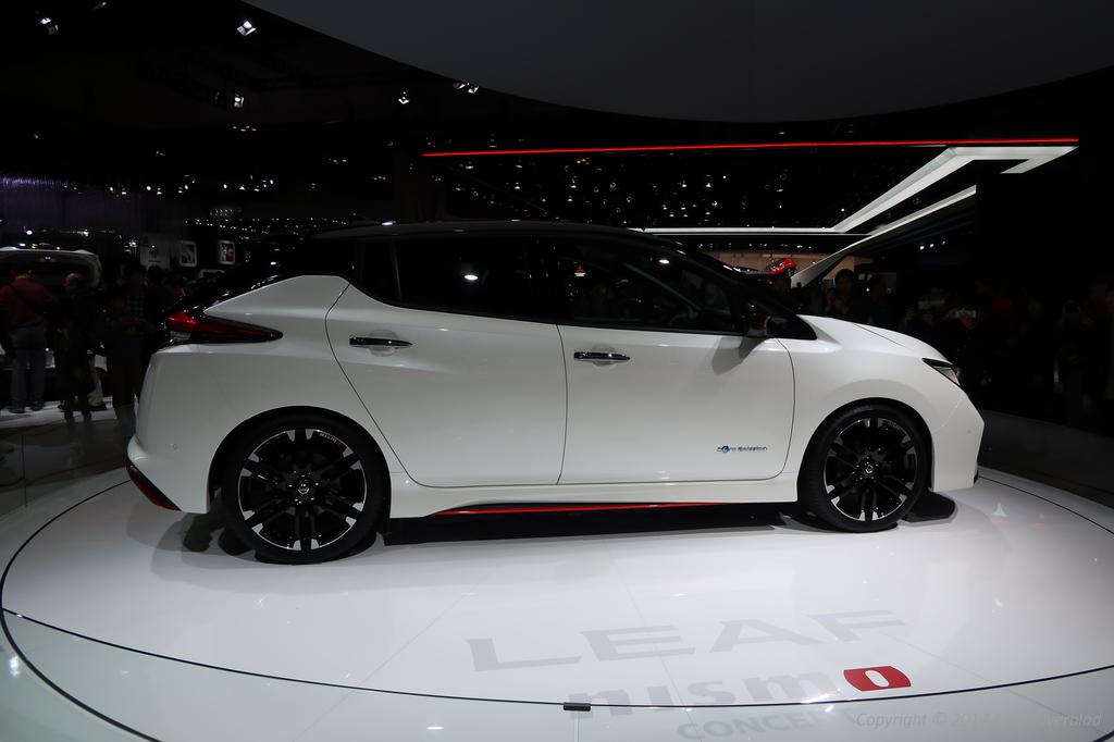 Nissan_Leaf_Nismo_02.jpg