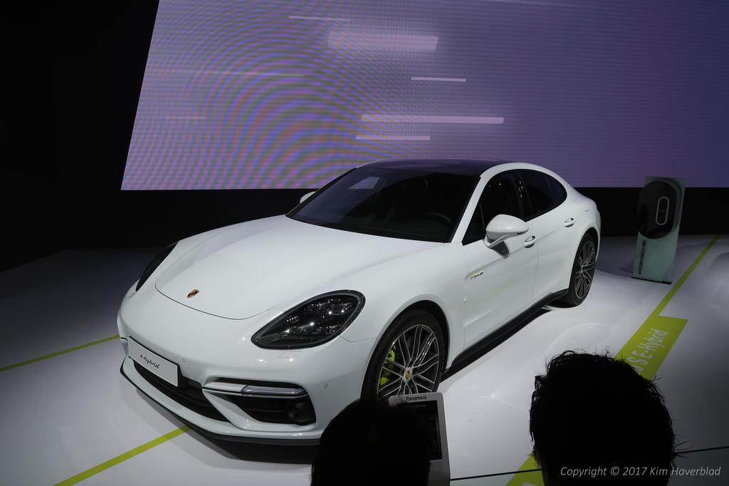 Panamera_Turbo_S_E-Hybrid_1.jpg