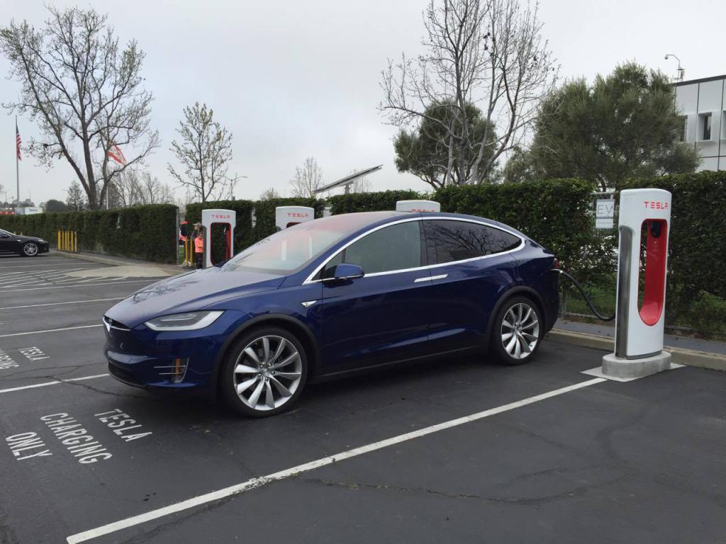 Tesla Model x