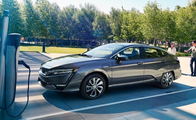 2018-honda-clarity-electric.jpg