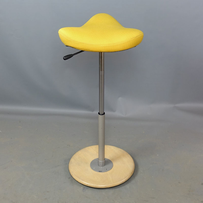 stokke-gul-hojbar-sankbar-bbsmobler.jpg