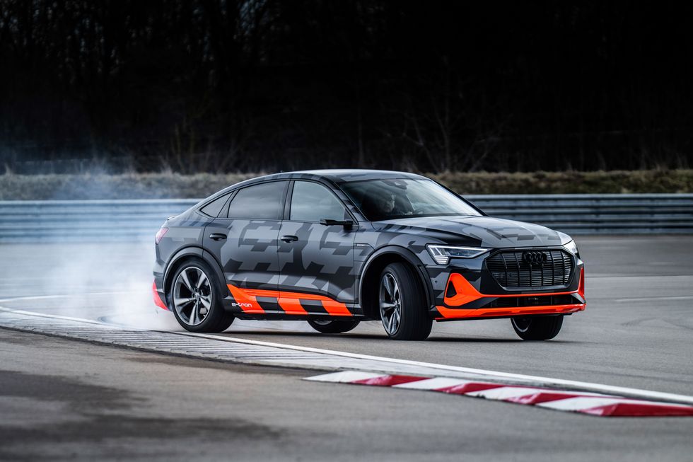 2021-audi-e-tron-s-sportback.jpg