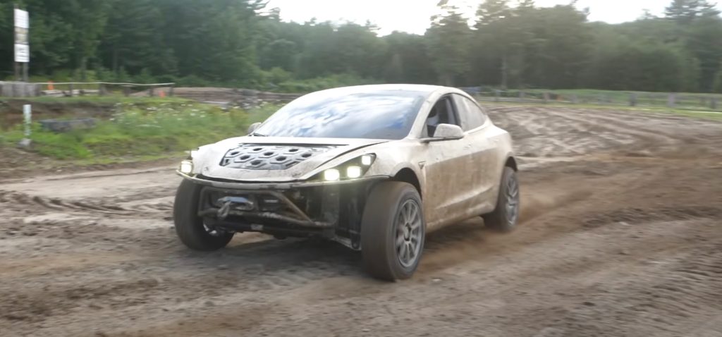 Tesla-Model-3-off-road-1.jpg