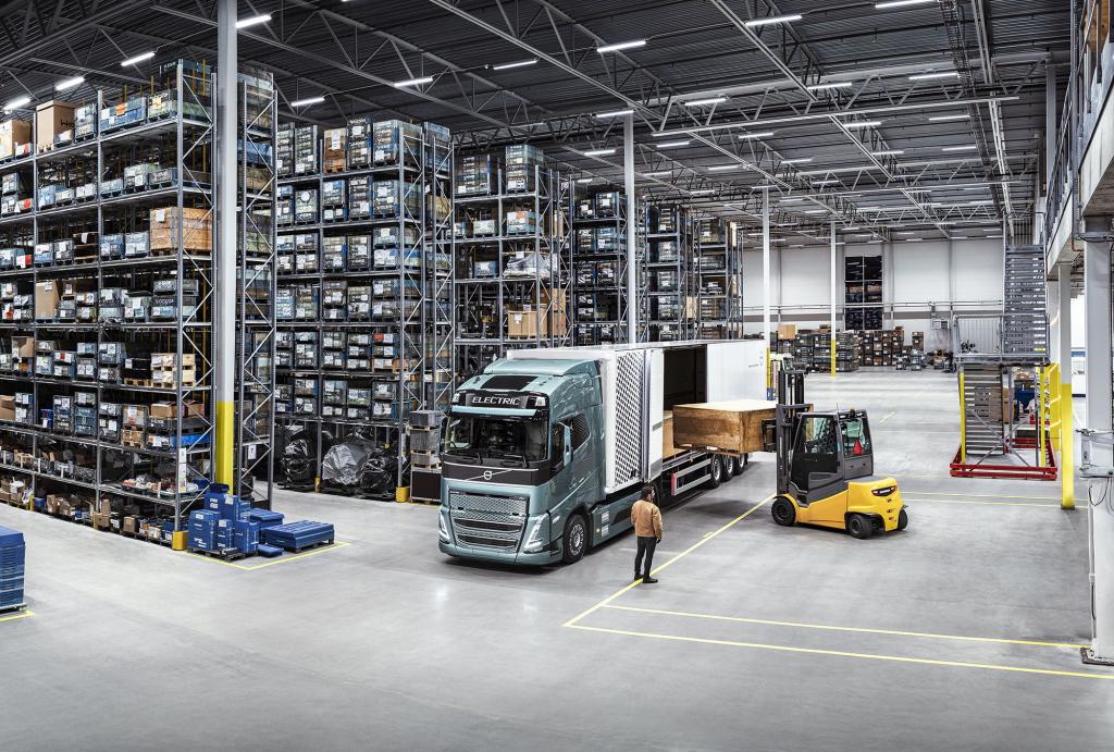 Volvo-fh-electric-loading-indoor.jpeg
