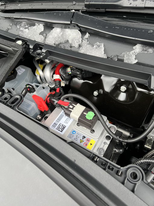 Tesla_12V.jpg
