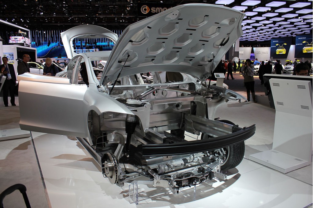 model-s-chassis