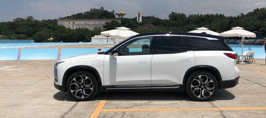 NIO_ES8_1